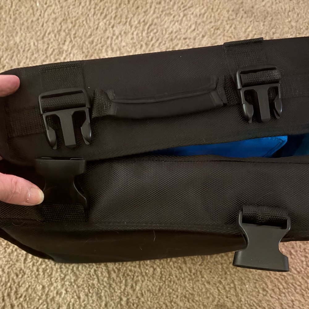 Hyperkin storage case - Picture 2 of 3